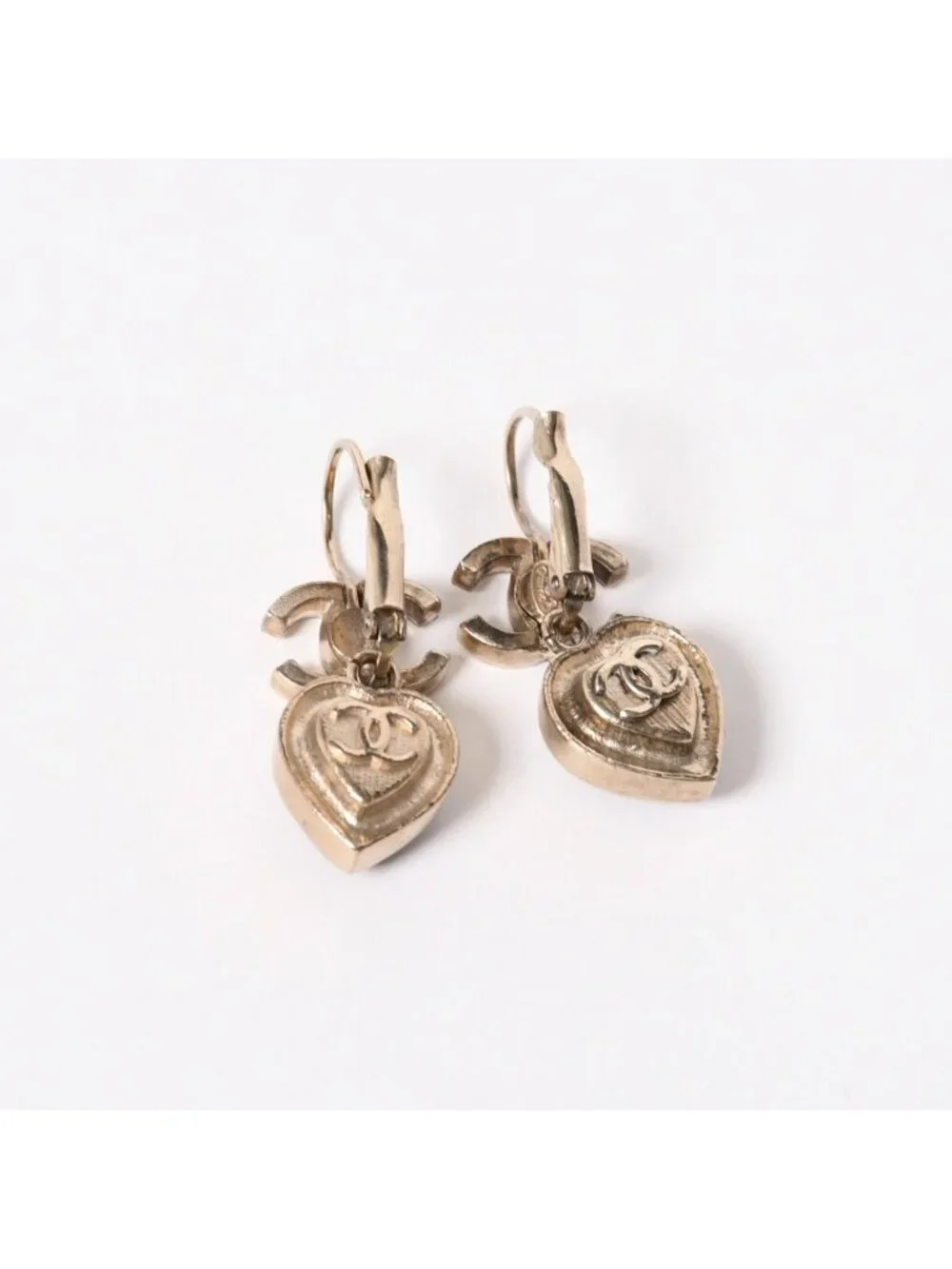 Chanel Earrings CC Logo Heart Black Silver 06